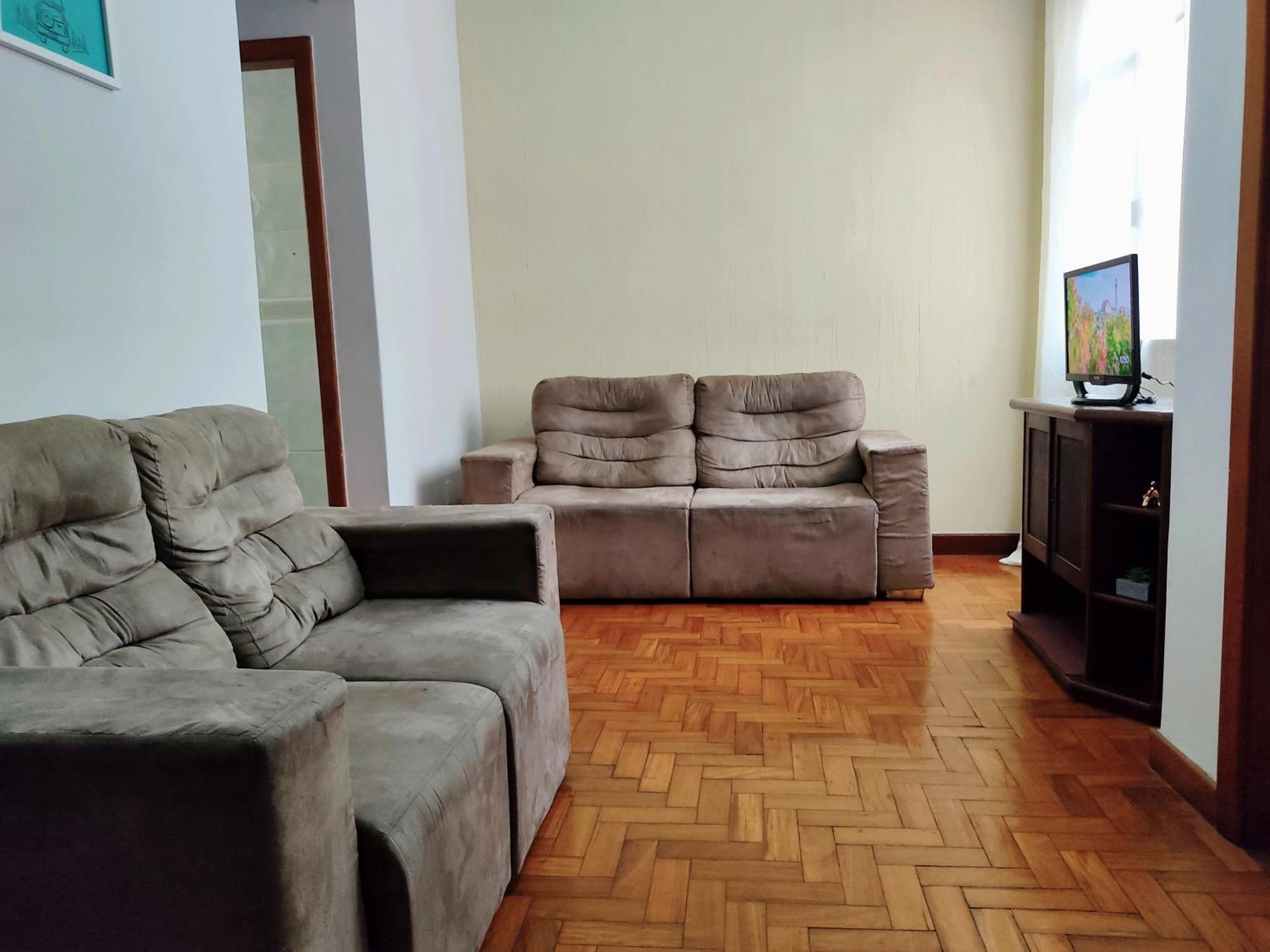 Completo No Centro Apartment